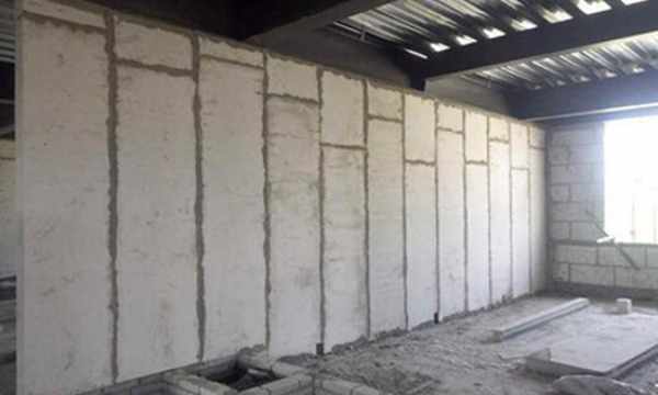 家庭裝修中的石棉建材 辨識、風(fēng)險(xiǎn)與應(yīng)對指南